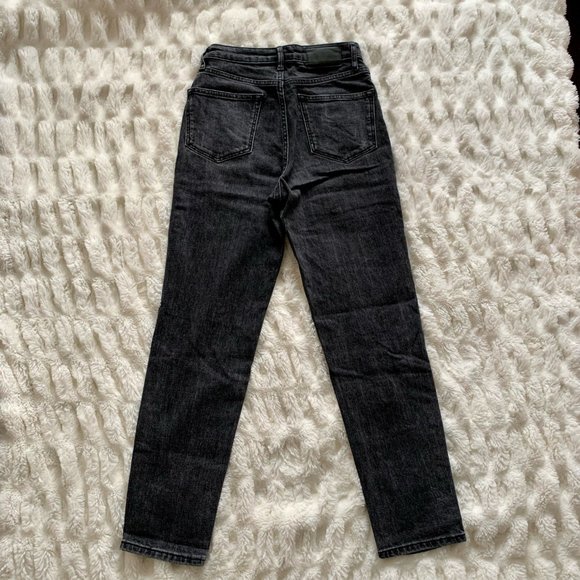 FRANK & OAK | Mom Denim Jeans Black Cropped - Picture 2 of 4